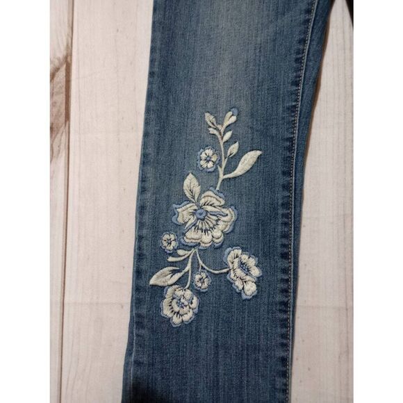 Simply Vera Wang Jeans Ladies 2 Embroidered Capri Y2K - Picture 4 of 9